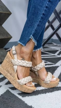 MIA SHOES Afia Wedges