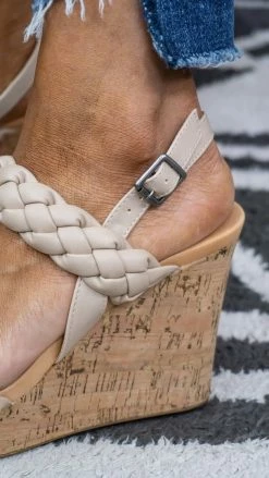 MIA SHOES Afia Wedges