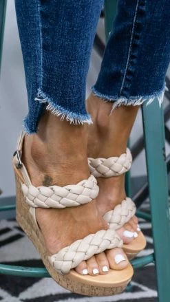 MIA SHOES Afia Wedges