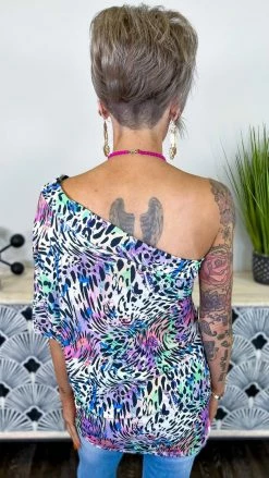 The ZigZag Stripe All That Jazz Top TOPS & TUNICS