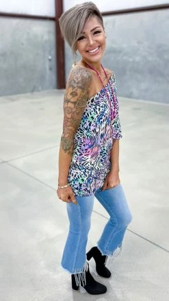 The ZigZag Stripe All That Jazz Top TOPS & TUNICS