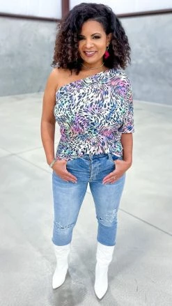 The ZigZag Stripe All That Jazz Top TOPS & TUNICS