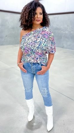 The ZigZag Stripe All That Jazz Top TOPS & TUNICS