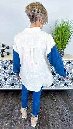 The ZigZag Stripe TOPS & TUNICS Be A Traveler Top