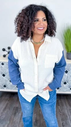 The ZigZag Stripe TOPS & TUNICS Be A Traveler Top