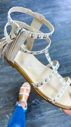 MIA SHOES Beige Kathalina Sandals