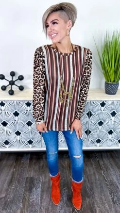The ZigZag Stripe Biggest Claim Top TOPS & TUNICS