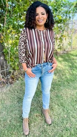 The ZigZag Stripe Biggest Claim Top TOPS & TUNICS