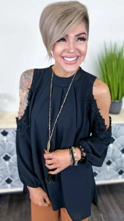 The ZigZag Stripe Black Always Chic Top