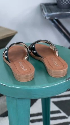 Chinese Laundry SHOES Black Aspiring Sandals