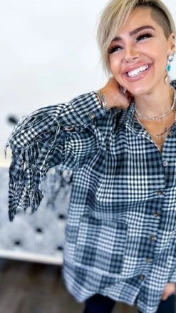 Southern Grace Black Back In Time Shacket