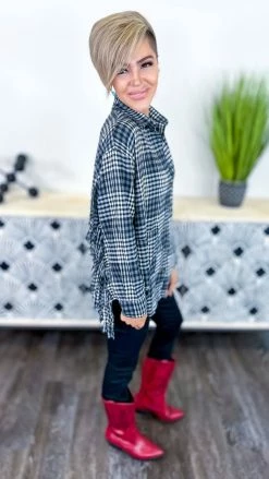 Southern Grace Black Back In Time Shacket