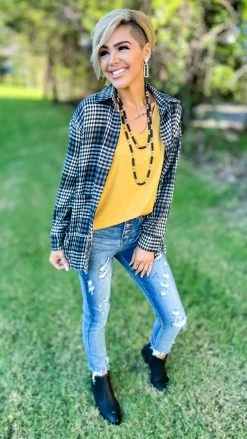 Southern Grace Black Back In Time Shacket