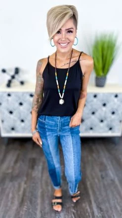 The ZigZag Stripe Black Basic Spaghetti Tank