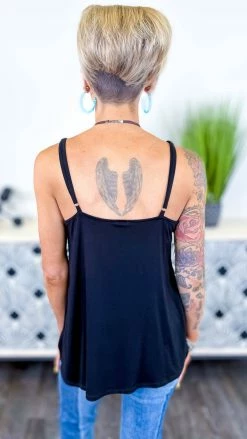 The ZigZag Stripe Black Basic Spaghetti Tank