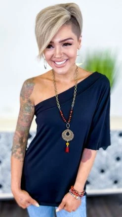 The ZigZag Stripe Black Best Side Top TOPS & TUNICS