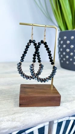 Your Fashion Wholesale ACCESSORIES Black Blaire Earrings