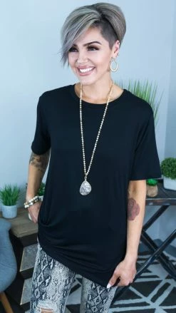 The ZigZag Stripe Black Boyfriend Tee