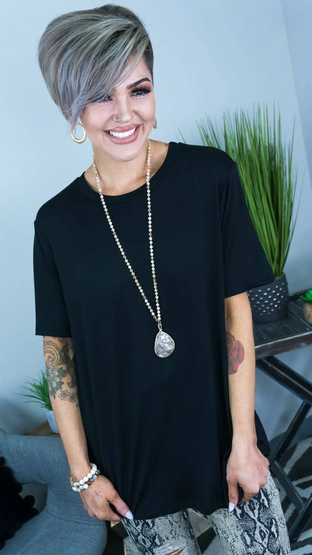 The ZigZag Stripe Black Boyfriend Tee