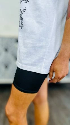 The ZigZag Stripe BOTTOMS Black Cardio Cutie Shorts