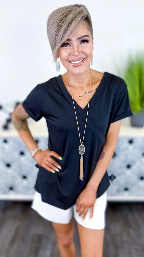 The ZigZag Stripe Black Changing Rules Top TOPS & TUNICS