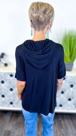 The ZigZag Stripe Black Chic Edge Top