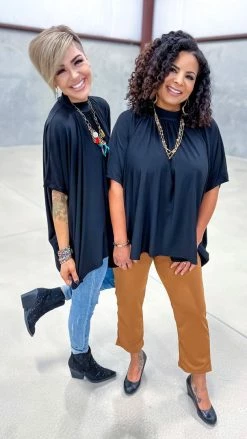 The ZigZag Stripe Black City Gal Top