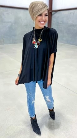 The ZigZag Stripe Black City Gal Top