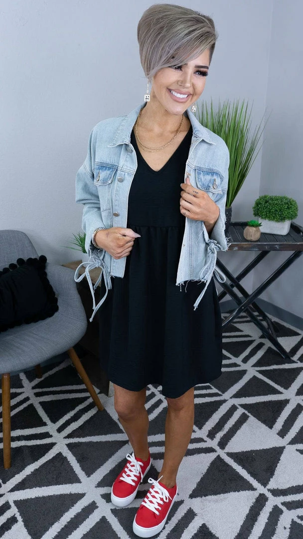 The ZigZag Stripe Black City Sleek Dress