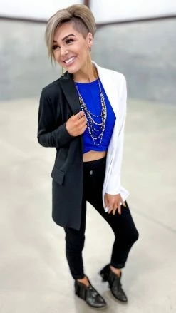 The ZigZag Stripe OUTERWEAR Black Colorblock Blazer