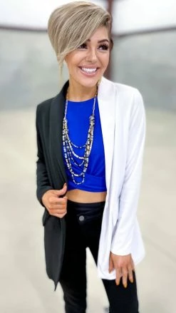 The ZigZag Stripe OUTERWEAR Black Colorblock Blazer