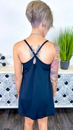 The ZigZag Stripe Black Cycle Queen Dress DRESSES