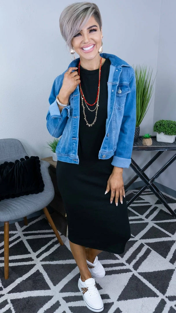 The ZigZag Stripe Black Embracing Us Dress DRESSES