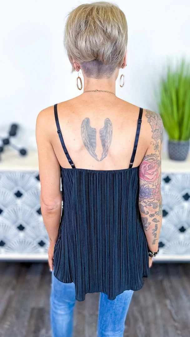 The ZigZag Stripe TOPS & TUNICS Black Everyday Elegance Tank