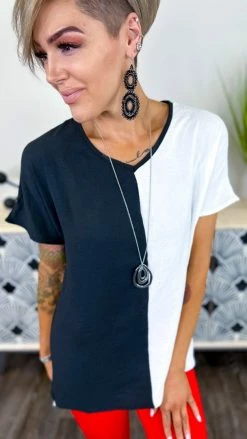 The ZigZag Stripe TOPS & TUNICS Black Fashion Craze Top