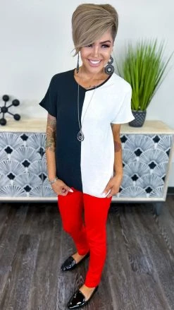 The ZigZag Stripe TOPS & TUNICS Black Fashion Craze Top