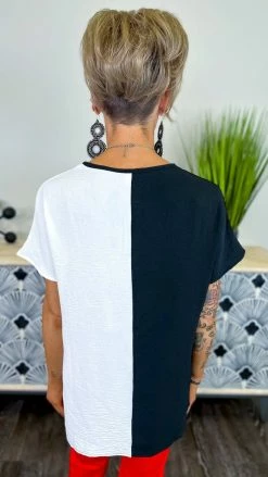 The ZigZag Stripe TOPS & TUNICS Black Fashion Craze Top