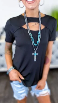 The ZigZag Stripe Black Fashion Update Top TOPS & TUNICS