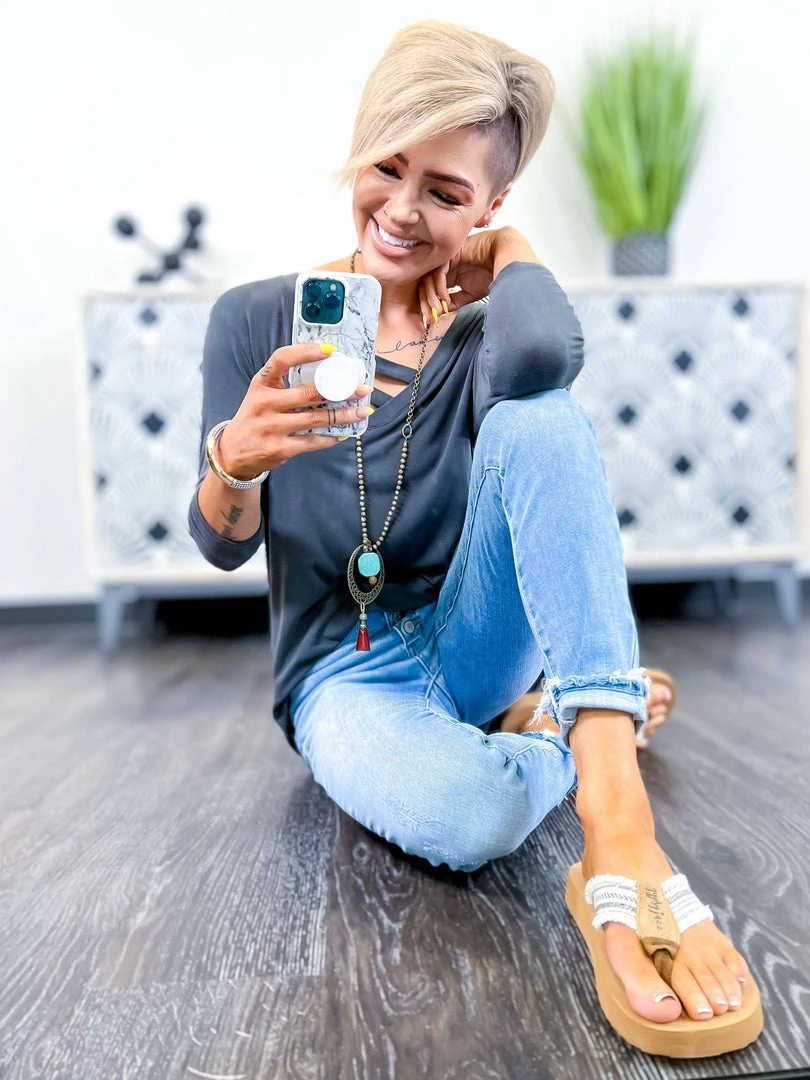 The ZigZag Stripe TOPS & TUNICS Black Favorite Basic 3/4 Sleeve Top