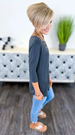 The ZigZag Stripe TOPS & TUNICS Black Favorite Basic 3/4 Sleeve Top