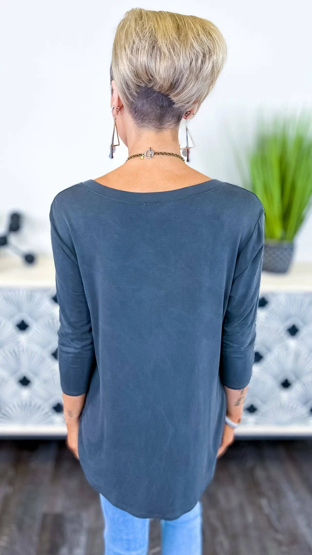 The ZigZag Stripe TOPS & TUNICS Black Favorite Basic 3/4 Sleeve Top