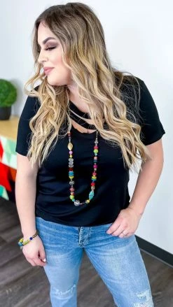 The ZigZag Stripe TOPS & TUNICS Black Favorite Basic Top