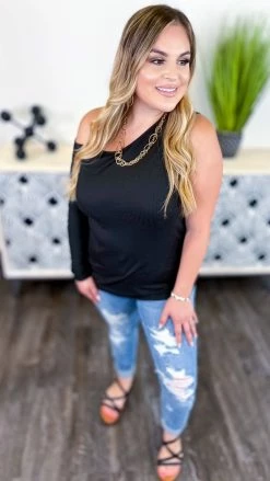 The ZigZag Stripe TOPS & TUNICS Black Flirtatious Relationship Top