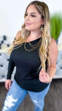 The ZigZag Stripe TOPS & TUNICS Black Flirtatious Relationship Top