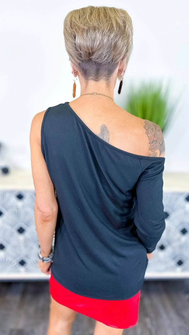 The ZigZag Stripe TOPS & TUNICS Black Flirtatious Relationship Top