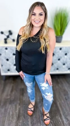 The ZigZag Stripe TOPS & TUNICS Black Flirtatious Relationship Top