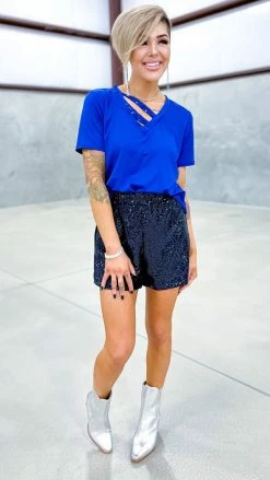 The ZigZag Stripe Black Flirty Impression Shorts BOTTOMS