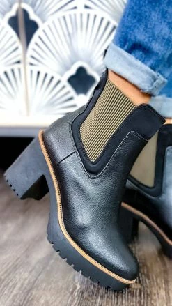 Chinese Laundry Black Good Day Booties