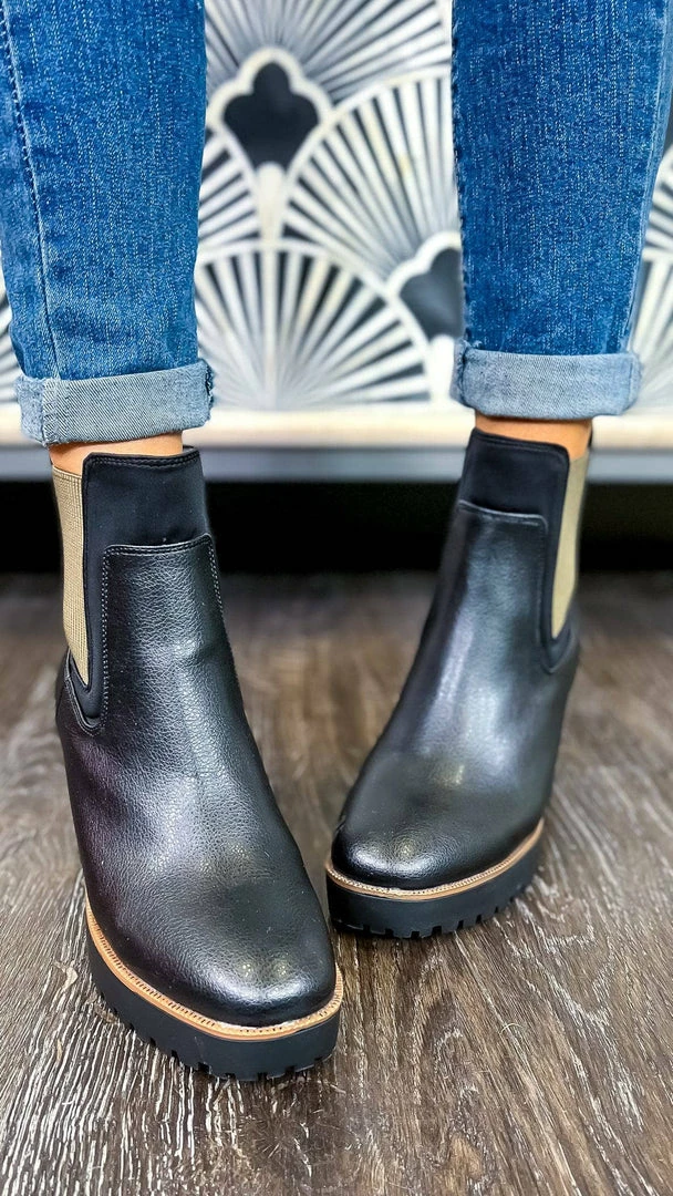 Chinese Laundry Black Good Day Booties