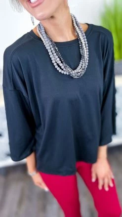 The ZigZag Stripe Black Instant Feels Top TOPS & TUNICS